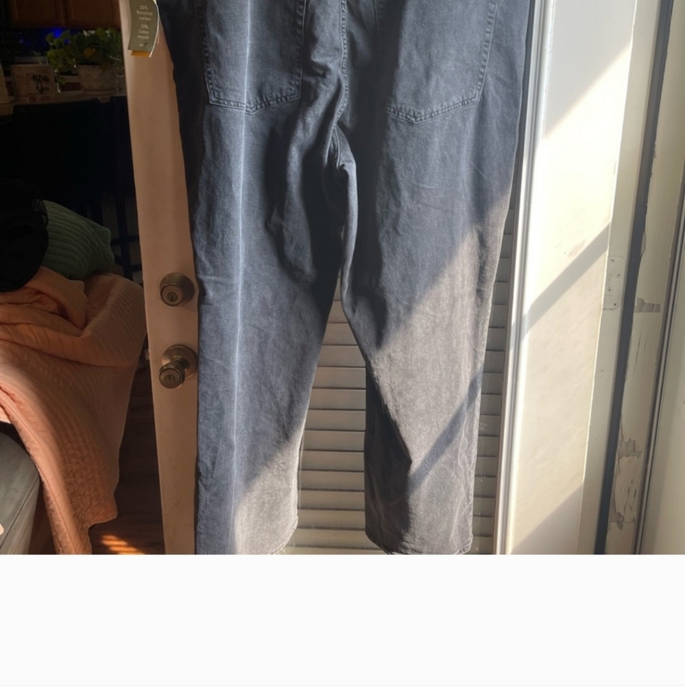 H&M Divided 90’s Straight High Rise Jeans Size 3x NWT